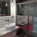 Good Day Apartments- Private Parking New Town Apartamento *