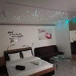 Appartement Good Day Apartments- Private Parking New Town *