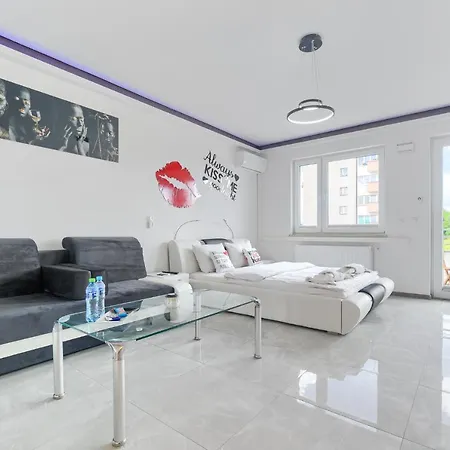 Lägenhet Good Day Apartments- Private Parking New Town *