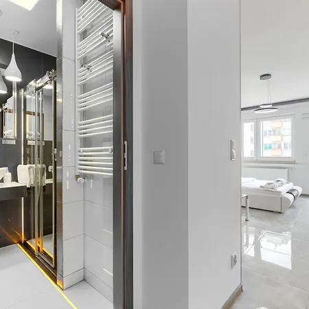 Lägenhet Good Day Apartments- Private Parking New Town