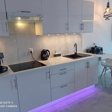 Appartamento Good Day Apartments- Private Parking New Town