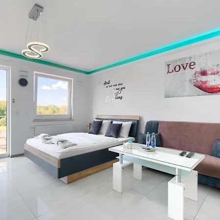 Lägenhet Good Day Apartments- Private Parking New Town