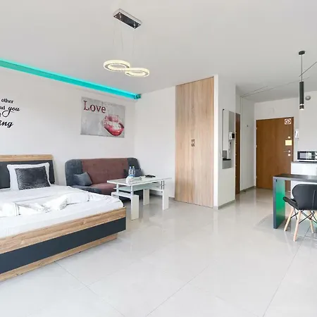 Good Day Apartments- Private Parking New Town 아파트 슈체친