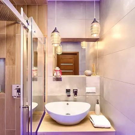 Good Day Apartments- Private Parking New Town * Stettino