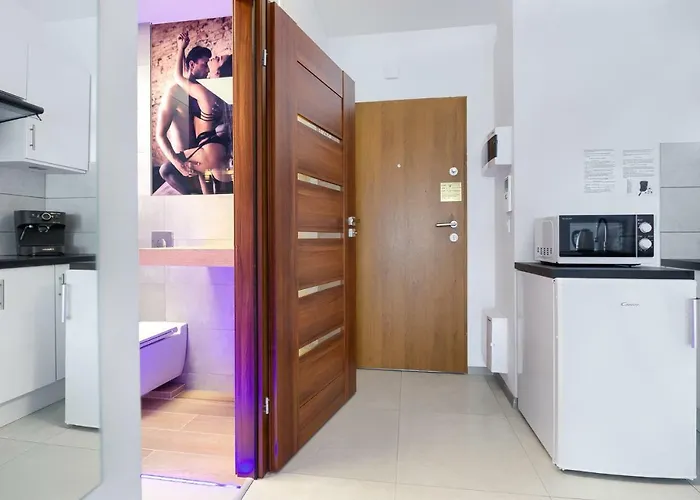 Good Day Apartments- Private Parking New Town Apartamento *